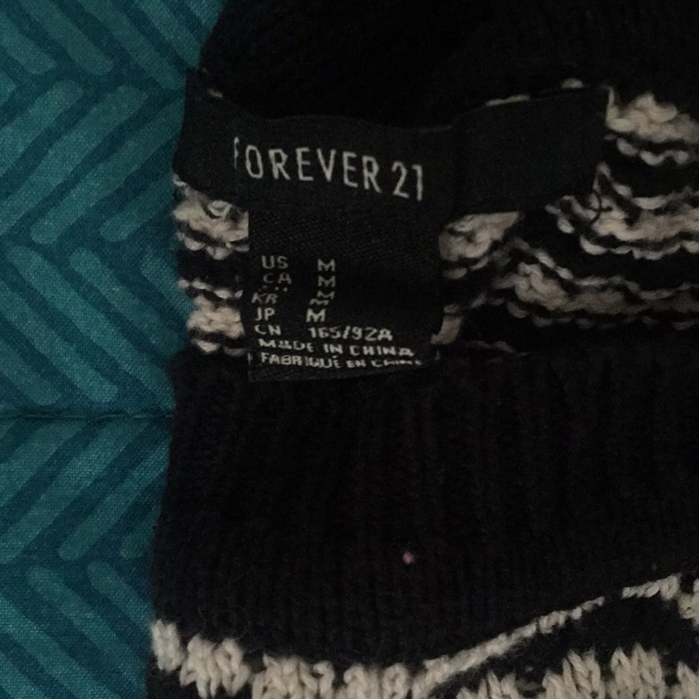 Sweater - Picture 3 of 4